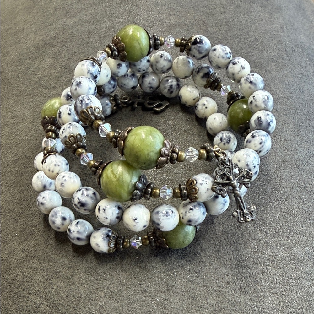 Connemara Marble Rosary Wrap Bracelet w/celtic cross - Picture 3 of 6